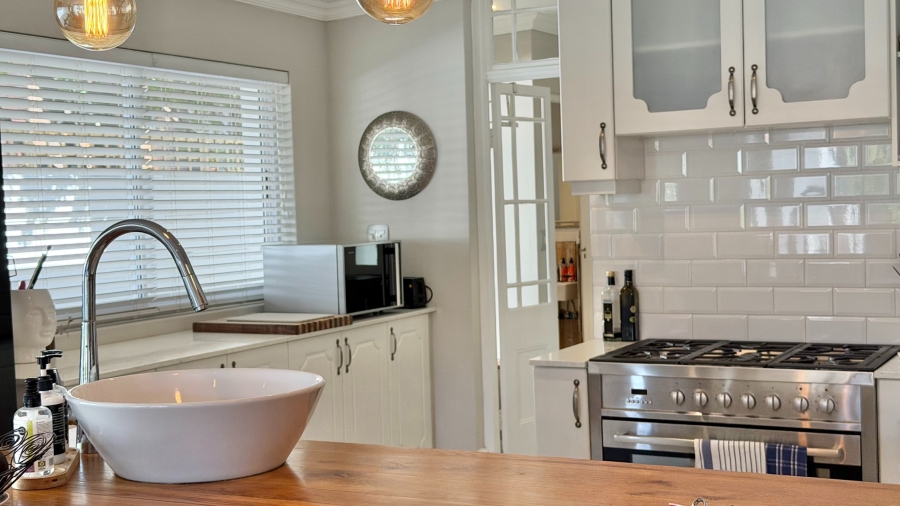 3 Bedroom Property for Sale in Gordons Bay Village Western Cape